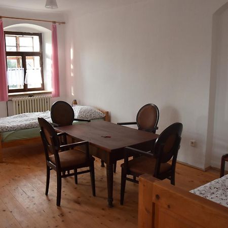 Chalupa U Soni Razova Exteriör bild